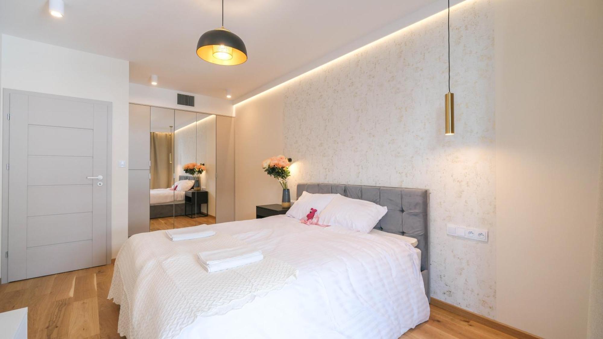 Luxury Apartment Free Parking Wawel Castle 2 Minutes كراكوفيا المظهر الخارجي الصورة